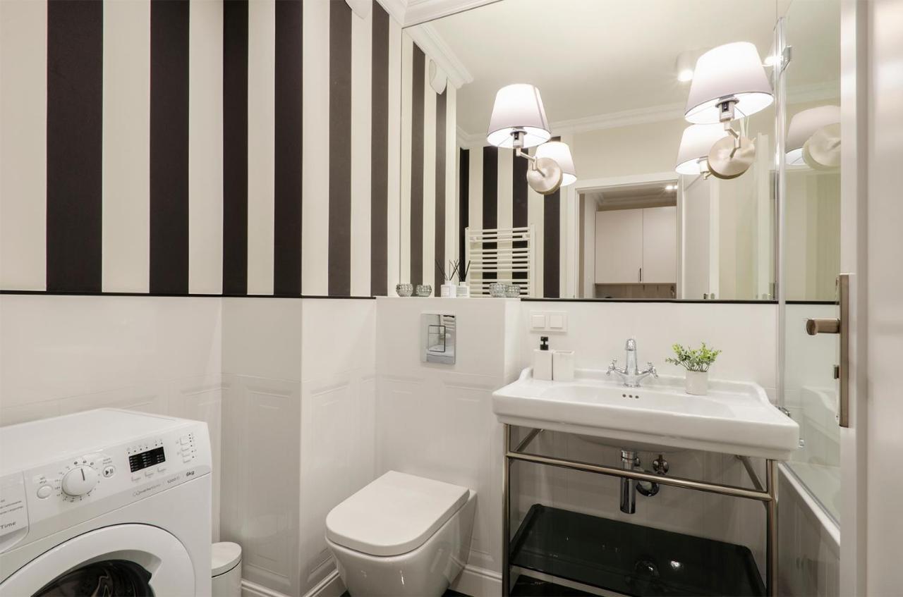 Sky Home- Blue Apartament -Manufaktura, Bezplatny Parking, Klima, Dostep Na Kod 罗兹 外观 照片